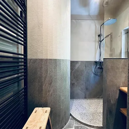 Exceptional Luxury Penthouse 쿠쉐벨
